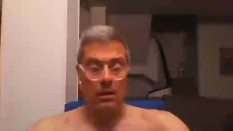 Snapshot of prendimisubito chatting on June 12, 2026, 7:24 pm prendimisubito online show from June 12, 2026, 7:24 pm