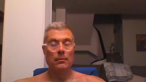 Snapshot of prendimisubito chatting on July 5, 2026, 11:45 pm prendimisubito online show from July 5, 2026, 11:45 pm