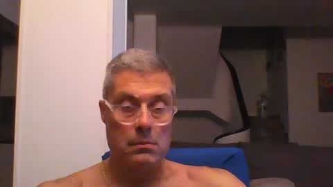 Snapshot of prendimisubito chatting on July 10, 2026, 12:15 am prendimisubito online show from July 10, 2026, 12:15 am