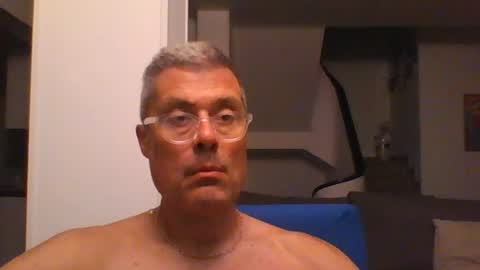 Snapshot of prendimisubito chatting on July 14, 2026, 2:05 am prendimisubito online show from July 14, 2026, 2:05 am