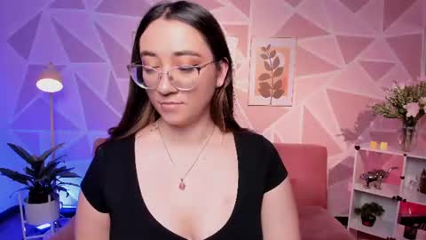 Snapshot of press_anykey chatting on July 18, 2026, 3:05 pm Camila online show from July 18, 2026, 3:05 pm