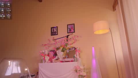 Nayrobi online show from October 17, 2025, 3:14 pm