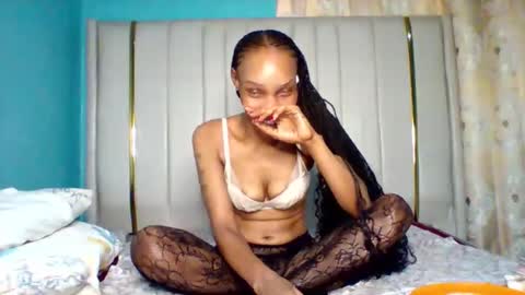 Snapshot of pretty253 chatting on December 3, 2025, 6:50 pm pretty253 online show from December 3, 2025, 6:50 pm