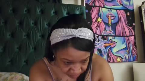 Yasmine pretty online show from January 8, 2025, 2:25 am