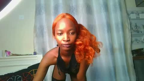 pretty__lisa online show from April 19, 2026, 8:24 am