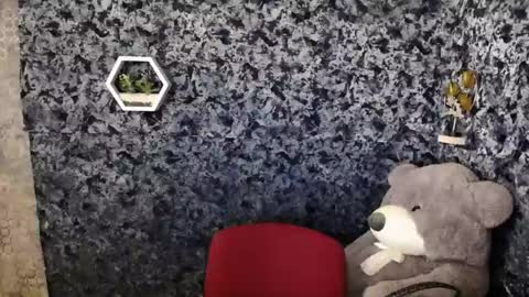 Snapshot of pretty_angell_ chatting on May 20, 2026, 1:50 pm anna online show from May 20, 2026, 1:50 pm
