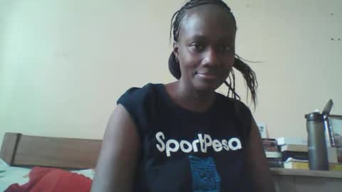 Snapshot of pretty_beib chatting on October 22, 2025, 8:36 am Karol online show from October 22, 2025, 8:36 am