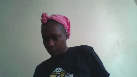Snapshot of pretty_beib chatting on April 27, 2026, 7:17 am Karol online show from April 27, 2026, 7:17 am