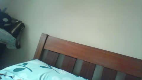Snapshot of pretty_beib chatting on May 22, 2026, 4:19 am Karol online show from May 22, 2026, 4:19 am