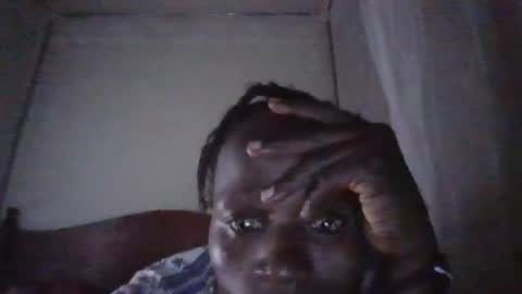 pretty_betty_ online show from March 12, 2025, 6:44 pm