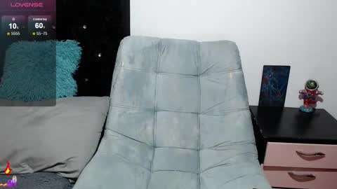 pretty_cristal22 online show from September 16, 2025, 11:55 am