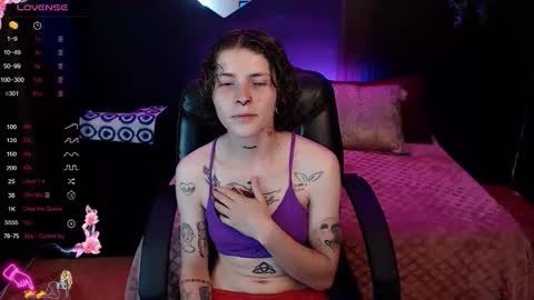 pretty_cristal22 online show from March 31, 2026, 11:16 pm