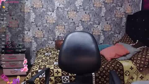 Snapshot of pretty_cristal22 chatting on April 25, 2026, 1:41 pm pretty_cristal22 online show from April 25, 2026, 1:41 pm