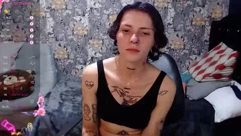 Snapshot of pretty_cristal22 chatting on May 10, 2026, 12:49 am pretty_cristal22 online show from May 10, 2026, 12:49 am