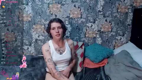 Snapshot of pretty_cristal22 chatting on May 23, 2026, 1:55 am pretty_cristal22 online show from May 23, 2026, 1:55 am