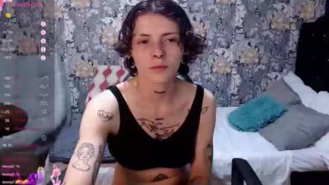 Snapshot of pretty_cristal22 chatting on May 30, 2026, 2:19 am pretty_cristal22 online show from May 30, 2026, 2:19 am