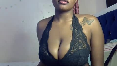 Snapshot of pretty_daina3 chatting on July 13, 2026, 11:35 am pretty_daina3 online show from July 13, 2026, 11:35 am