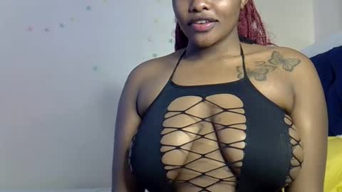 Snapshot of pretty_daina3 chatting on July 28, 2026, 10:10 am pretty_daina3 online show from July 28, 2026, 10:10 am