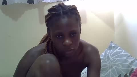 pretty_daniella online show from February 28, 2025, 8:20 am