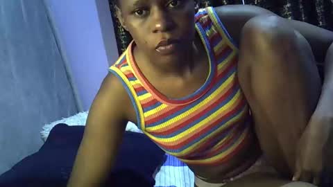 pretty_daniella online show from April 21, 2026, 3:35 am