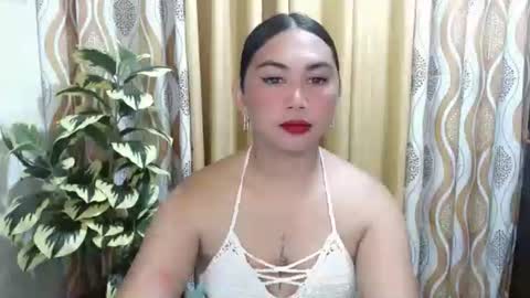 elennah online show from May 26, 2026, 6:09 am