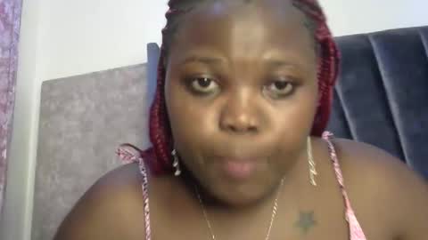 pretty_fel online show from October 5, 2025, 5:33 pm