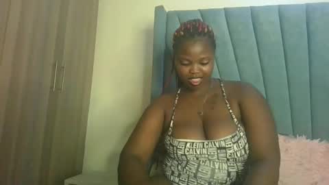 pretty_fel online show from November 12, 2025, 3:45 pm