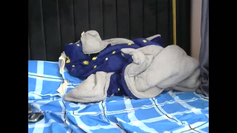 Snapshot of pretty_gaal chatting on January 16, 2025, 5:42 am pretty_gaal online show from January 16, 2025, 5:42 am