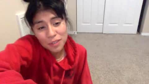 pretty_girl828687 online show from December 15, 2025, 5:01 am