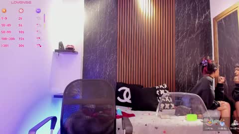 Snapshot of pretty_honey22 chatting on May 19, 2026, 7:31 pm pretty_honey22 online show from May 19, 2026, 7:31 pm