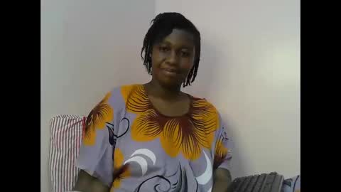 pretty_kylah online show from November 16, 2025, 3:06 pm