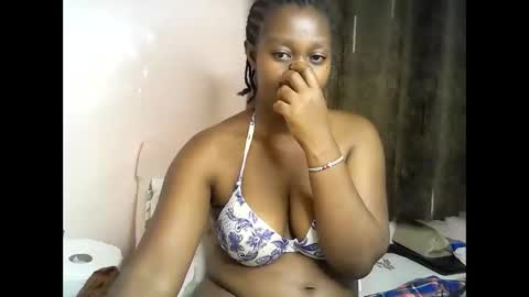 pretty_kylah online show from June 7, 2026, 3:32 am