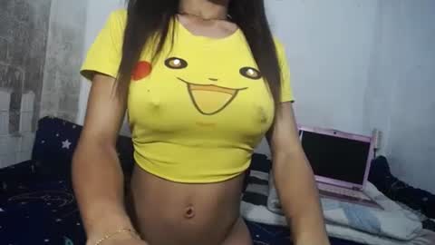 pretty_lady_kitty online show from October 8, 2025, 2:53 am