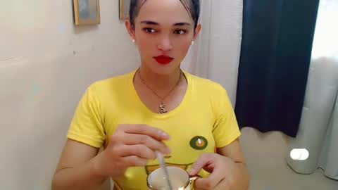Snapshot of pretty_lady_kitty chatting on July 7, 2026, 6:27 am pretty_lady_kitty online show from July 7, 2026, 6:27 am