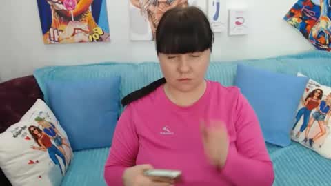 Snapshot of pretty_malika chatting on April 23, 2026, 12:29 pm pretty_malika online show from April 23, 2026, 12:29 pm