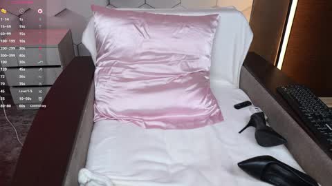 Pretty Marta online show from April 9, 2026, 12:21 pm