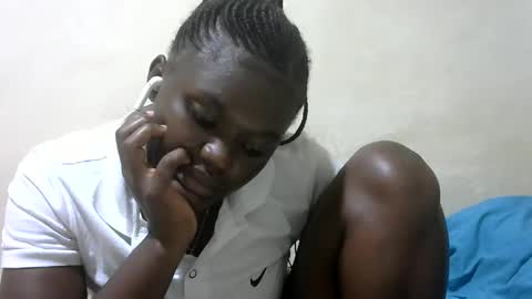 pretty_melan online show from March 21, 2026, 6:11 pm