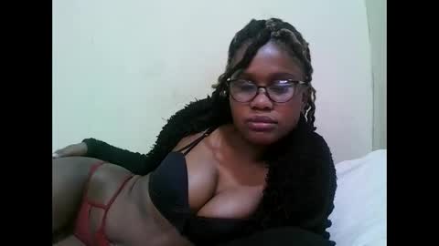 Snapshot of pretty_mellan chatting on February 6, 2025, 3:27 am pretty_mellan online show from February 6, 2025, 3:27 am