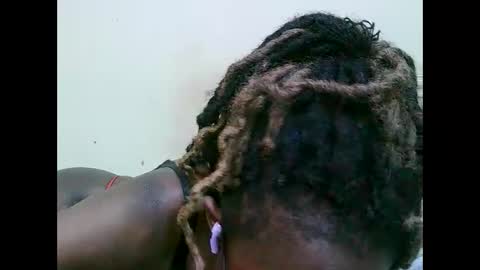 Snapshot of pretty_mellan chatting on March 7, 2025, 12:12 pm pretty_mellan online show from March 7, 2025, 12:12 pm