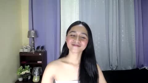 Snapshot of pretty_morenaxx chatting on March 3, 2025, 12:15 am Marimar online show from March 3, 2025, 12:15 am
