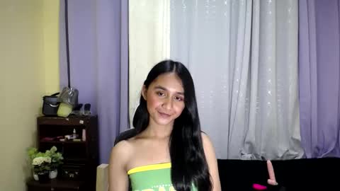 Snapshot of pretty_morenaxx chatting on March 9, 2025, 8:31 pm Marimar online show from March 9, 2025, 8:31 pm