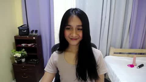 Snapshot of pretty_morenaxx chatting on March 12, 2025, 11:33 pm Marimar online show from March 12, 2025, 11:33 pm