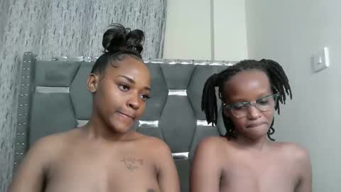 Snapshot of pretty_petite18 chatting on May 8, 2026, 10:26 pm lynn online show from May 8, 2026, 10:26 pm