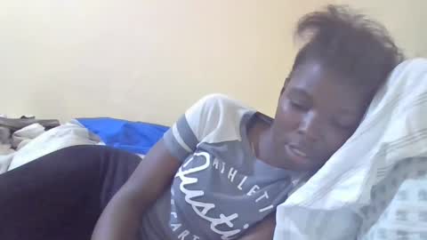 pretty_petite_ebony online show from January 10, 2025, 10:04 pm