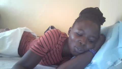 pretty_petite_ebony online show from February 15, 2025, 7:49 am