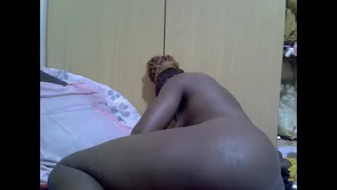 pretty_shalley online show from September 19, 2025, 8:09 pm