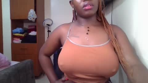 pretty_shila online show from April 13, 2026, 10:54 am