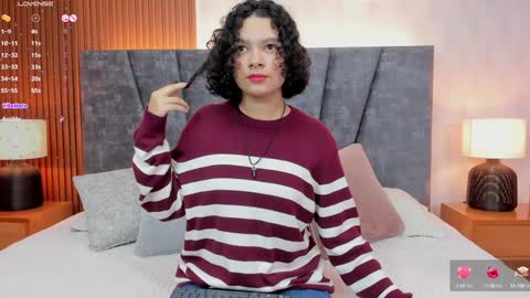Snapshot of pretty_sunlight_ chatting on January 25, 2025, 1:54 am Daisy Flower online show from January 25, 2025, 1:54 am