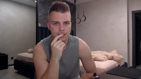 Justin online show from November 7, 2025, 9:15 pm