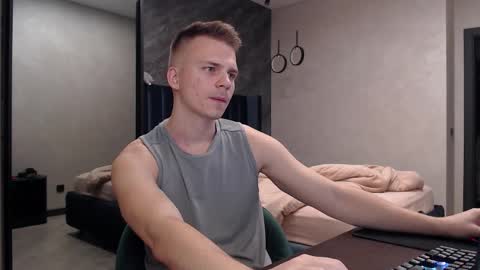 Justin online show from November 12, 2025, 6:03 am